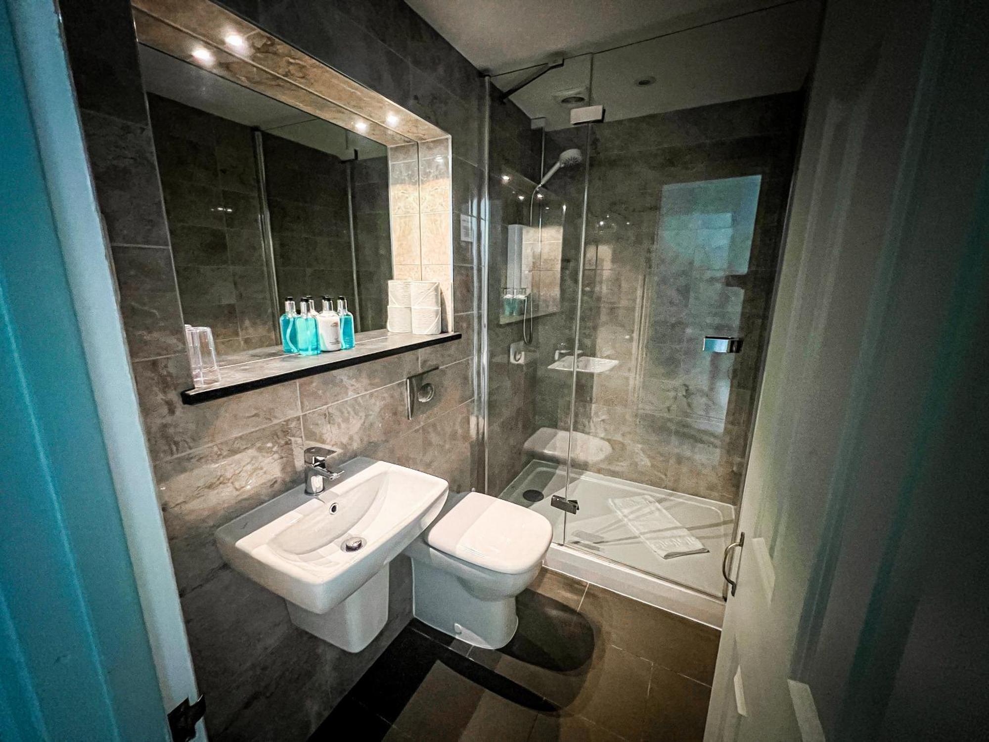 Rock House Hotel Lynton Extérieur photo