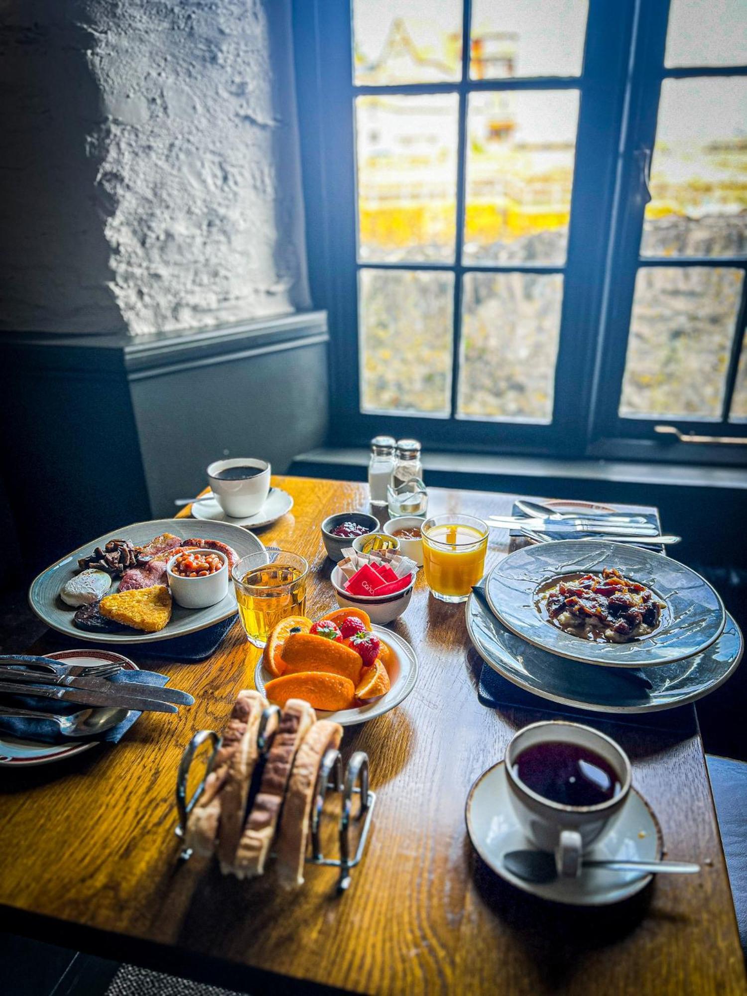 Rock House Hotel Lynton Extérieur photo